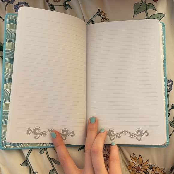 Note book - Picture 2 of 2